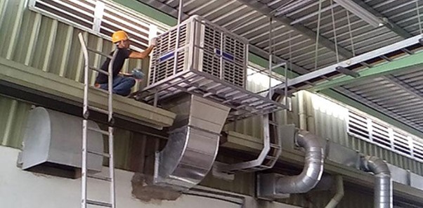 quạt công nghiệp hút gió