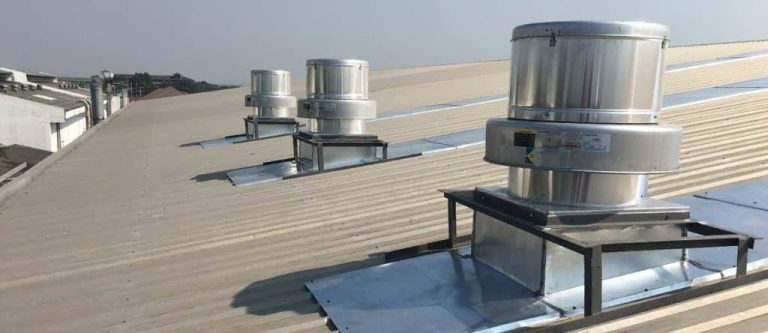 quạt hút trên mái